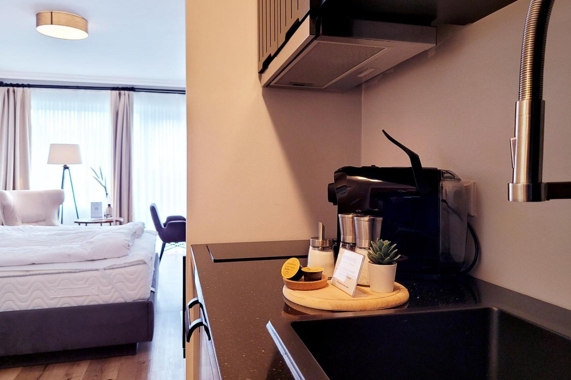 Nur 7 Gehminuten Zum Strand, Sehr Hochwertige Ferienwohnung Mit Terrasse In Ruhiger Lage, Inklusive Parkplatz Und Fahrradunterstellplatz Laesst Keine Wuensche Offen Scharbeutz Exteriér fotografie